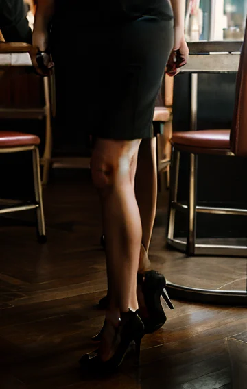 Dress Shopping Turns Into Lust